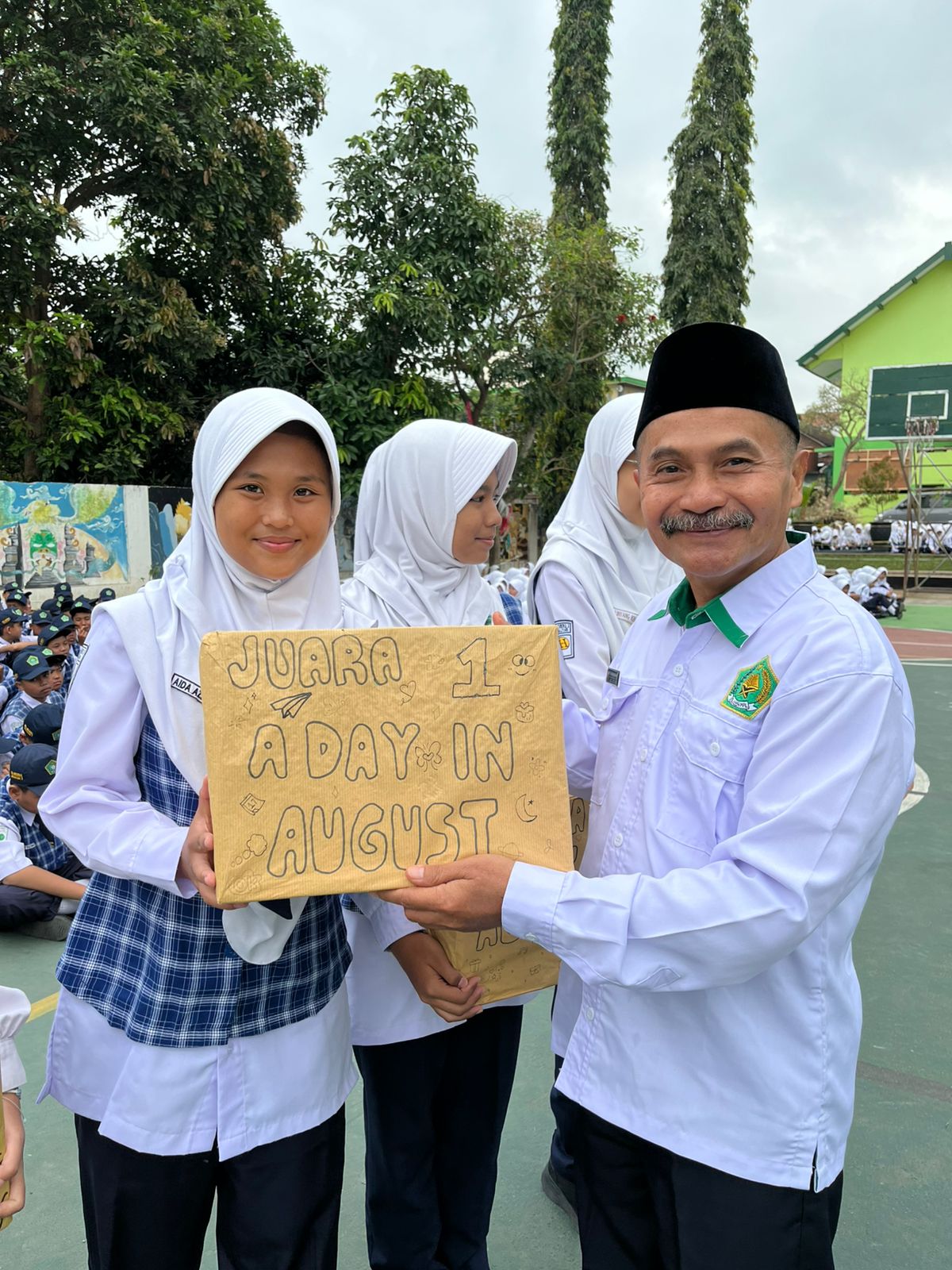 WhatsApp Image 2025-09-08 at 08.08.15