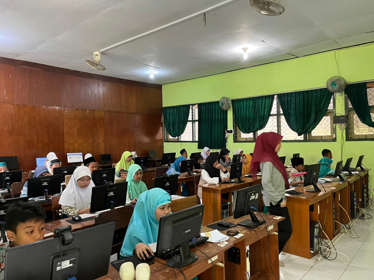 WhatsApp Image 2025-11-06 at 09.16.07 (2)