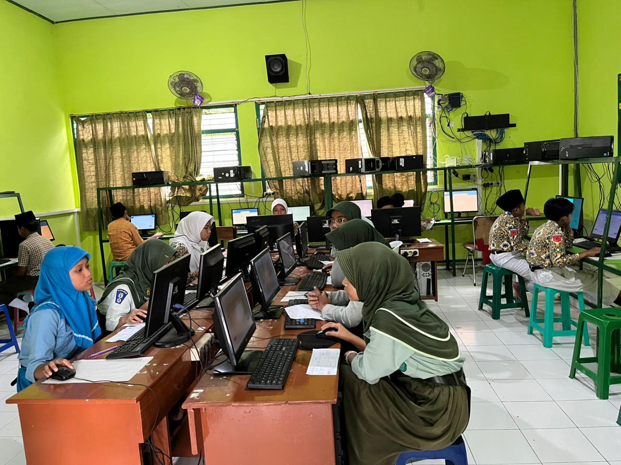 WhatsApp Image 2025-11-06 at 09.16.08 (3)