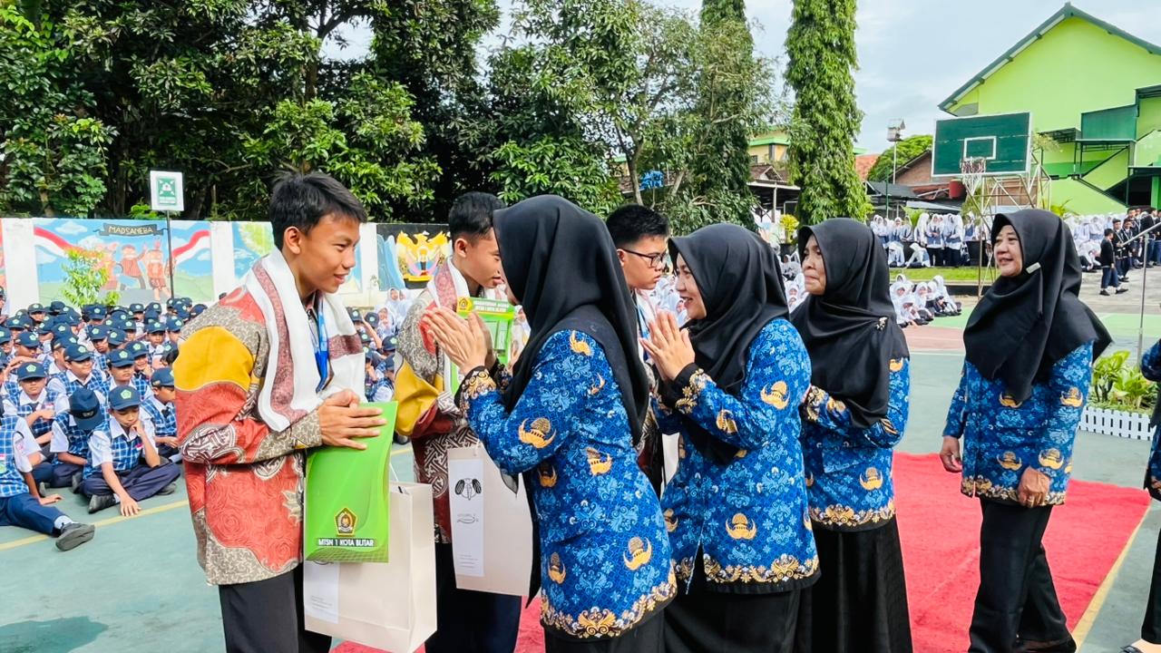 WhatsApp Image 2025-11-17 at 08.13.37 (1)