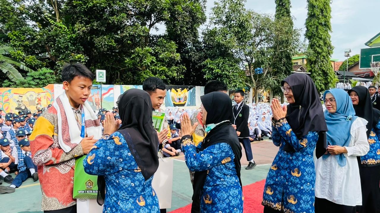 WhatsApp Image 2025-11-17 at 08.13.41