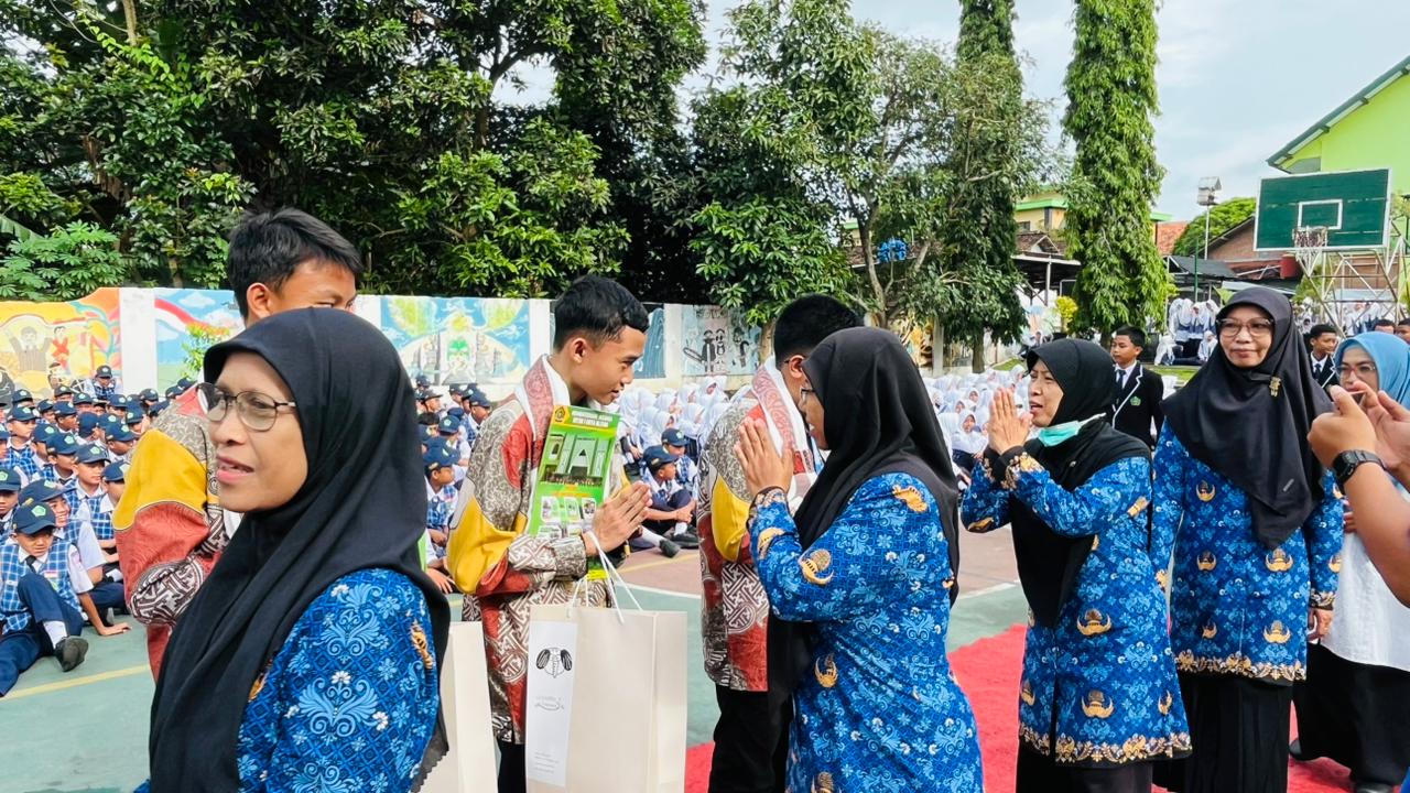 WhatsApp Image 2025-11-17 at 08.13.47